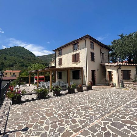 Casa Vacanze Vecchio Frantoio Residenza Moraiolo Spoleto Exterior foto